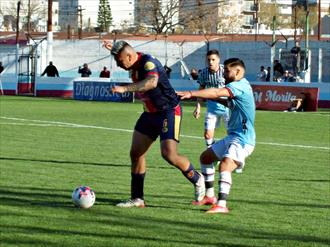 Colegiales "Treppó" otra vez a la punta