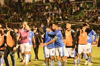 León "valiente" en Mataderos