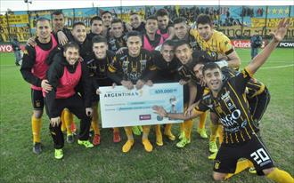 Olimpo festejó con Champagne