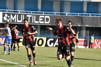 Dock Sud llegó a las puertas de la hazaña