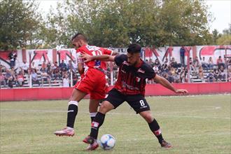 Juventud ganó el clásico y se afianza en el Reducido