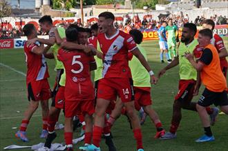 Argentino de Quilmes: El Criollo quiere ganar para no perderle pisada al  puntero