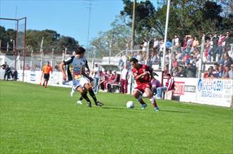 Libertad se viene a puro gol