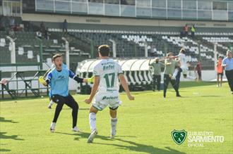 Sarmiento, a un empate de otra final