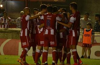 Talleres ganó y subió al tercer puesto Talleres ganó y subió al tercer puesto