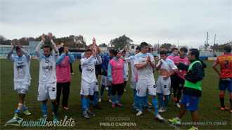 Fénix mereció más en un partidazo