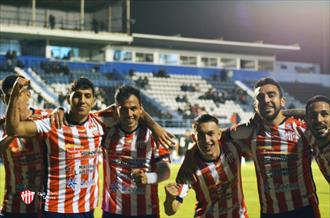 Gol ganaba, y fue para Talleres