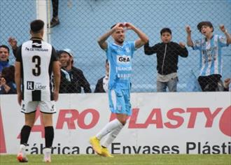 Se prende Racing