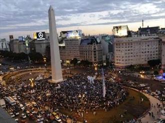 Autoconvocatoria de los hinchas para que vuelvan los visitantes