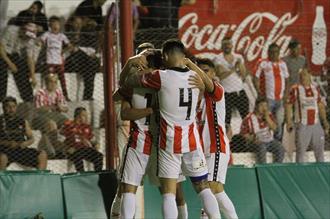 Instituto, en un festival de goles