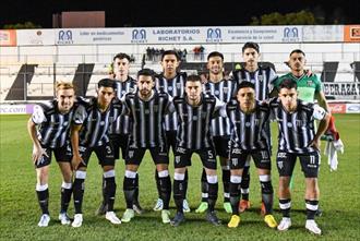 Gimnasia lo dio vuelta y mantiene su ilusión 