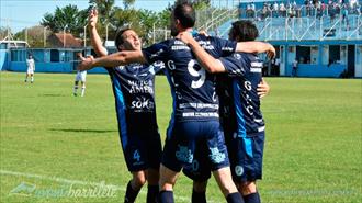 San Carlos ganó un partido de seis puntos