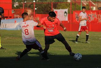 Entretenido empate en Ensenada