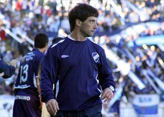 Gustavo Noto es el nuevo técnico Gustavo Noto es el nuevo técnico