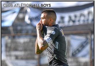 All Boys pide pista