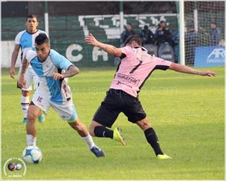 Fénix pisó fuerte de local