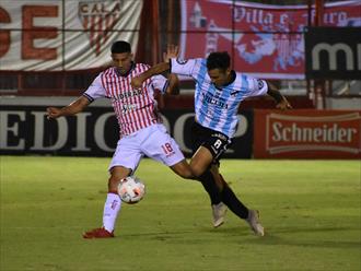 Aburrido empate en Lomas Aburrido empate en Lomas