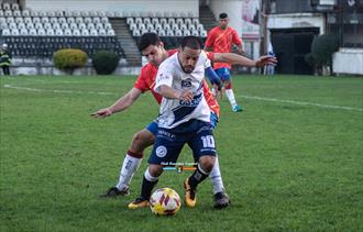 Merlo goleó sin despeinarse