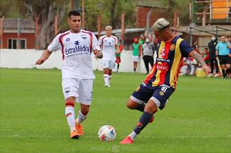 En un final picante, lo ganó Colegiales