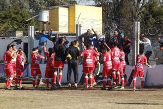 Un enorme Muñiz bajó a Atlas