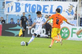 Atlético ganó pero no le alcanzó