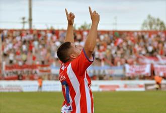 Con sufrimiento y sacrificio, Talleres finalista