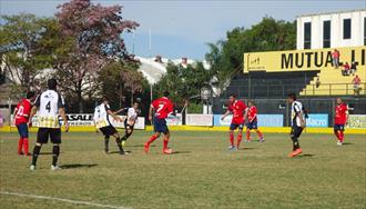 Libertad goleó ante su público