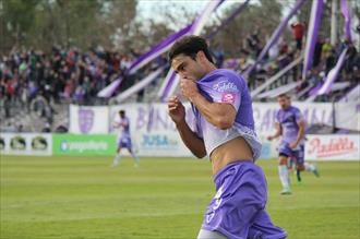 El Viola ganó y oxigenó su promedio