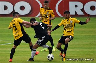 Riestra, por poco y con poco