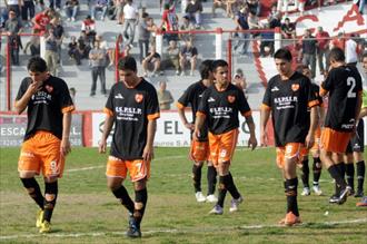 Ya tiene cancha para enfrentar a Dock Sud