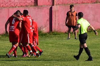 El Rojo volvió al triunfo