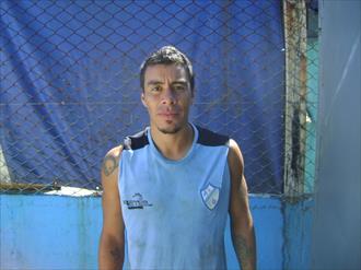 Un pase de "Locos": Borda se va a Riestra Un pase de "Locos": Borda se va a Riestra