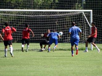 Caída y empate ante Defensores