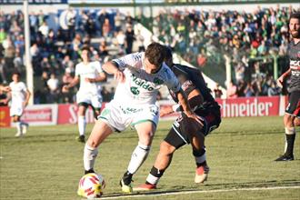 Sarmiento, con angustia