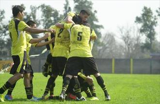 Un Canario a toda "Costa" Un Canario a toda "Costa"