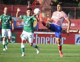 Uno ya salvado, el otro aún debe esperar Uno ya salvado, el otro aún debe esperar