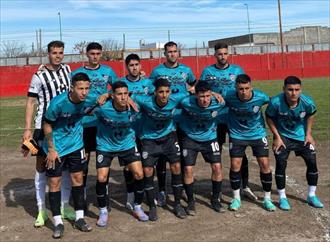 Argentino de Merlo casi clasificado al ganar 7-0 