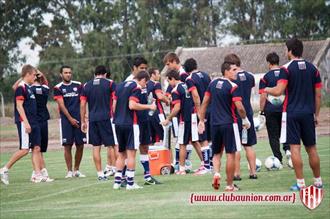 Unión se armó para pelear arriba