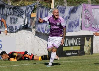 Triunfazo del "Lila" que dejó sin invicto a Flandria