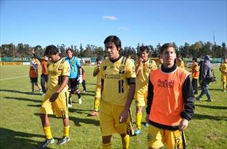 Justo empate entre Cuervos y Canarios