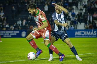 La Lepra cantó en la última bola