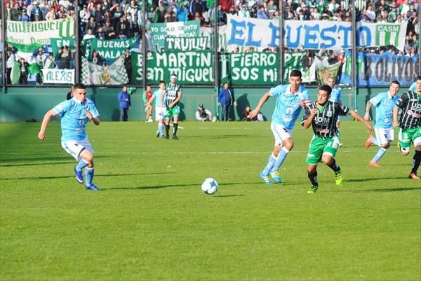 File:Formación titular de San Miguel en la ida de la final por el ascenso a  Primera B Metropolitana en el estadio Julio Humberto Grondona de Arsenal de  Sarandí.SAN MIGUEL EQUIPO 2017.jpg 